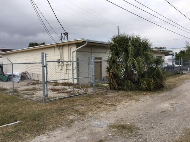 Arts Warehouse Annex: 536 28th St S, Saint Petersburg, FL 33712